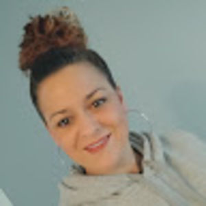 Meet your Posher, Dana